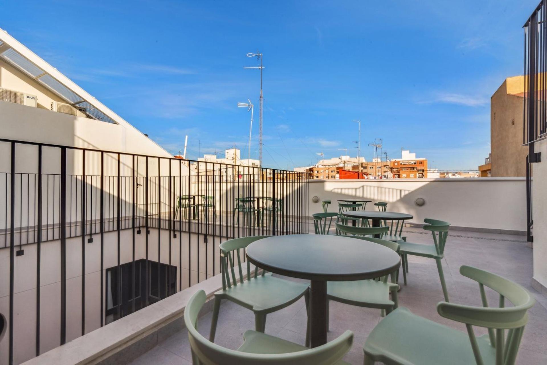 Limehome Valencia Carrer Del Pare Palau I Quer エクステリア 写真