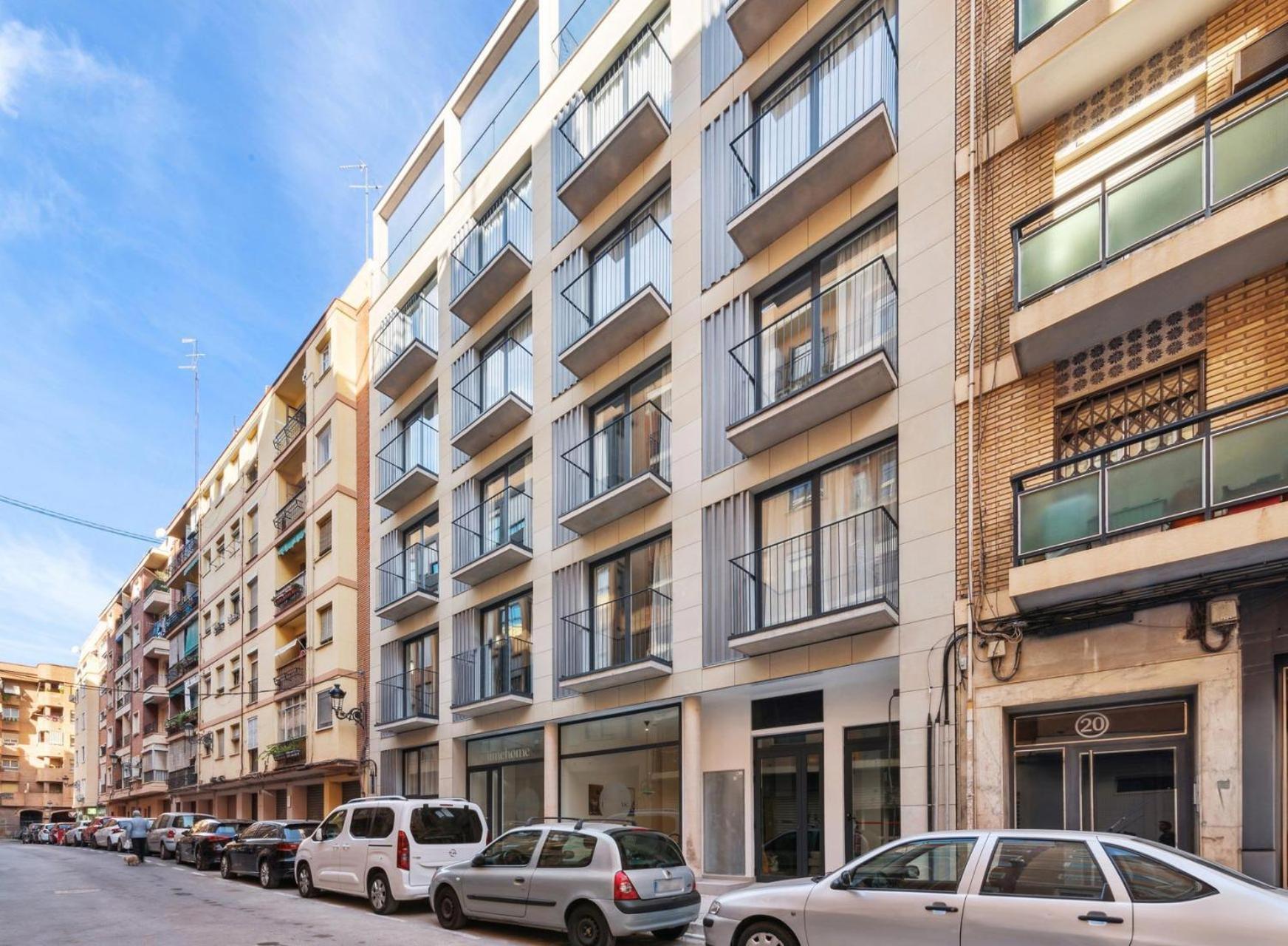 Limehome Valencia Carrer Del Pare Palau I Quer エクステリア 写真