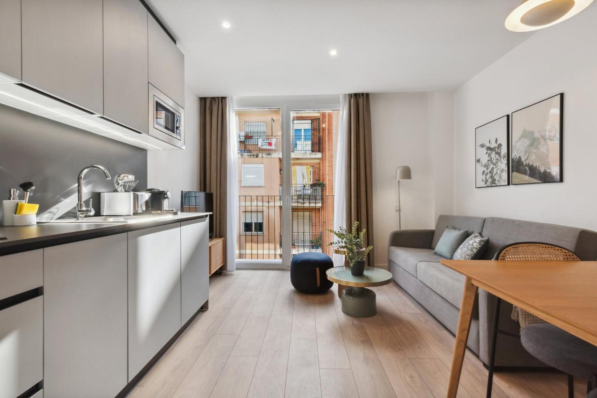 Limehome Valencia Carrer Del Pare Palau I Quer エクステリア 写真