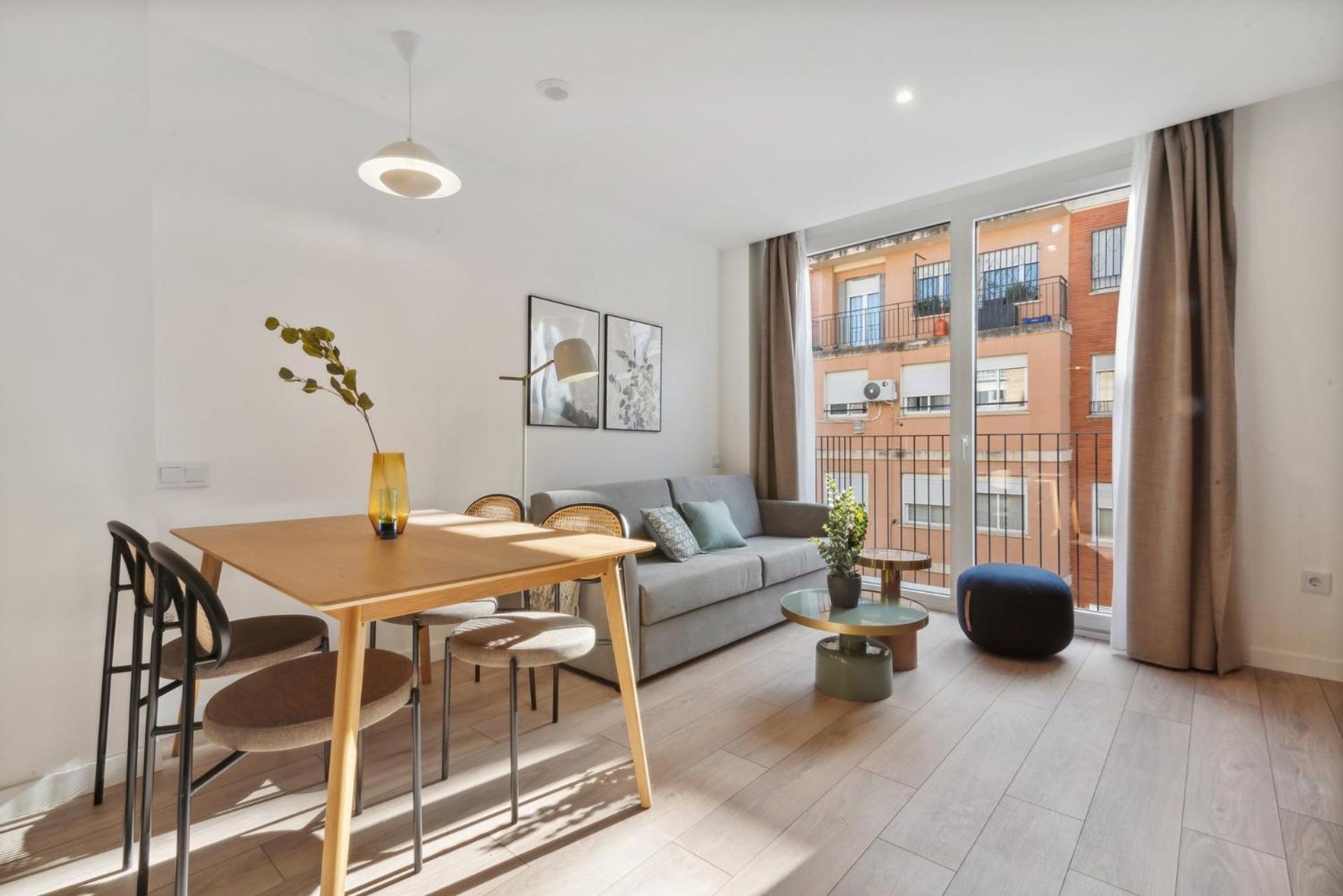Limehome Valencia Carrer Del Pare Palau I Quer エクステリア 写真