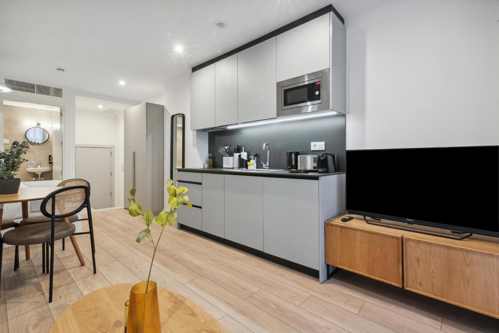 Limehome Valencia Carrer Del Pare Palau I Quer エクステリア 写真